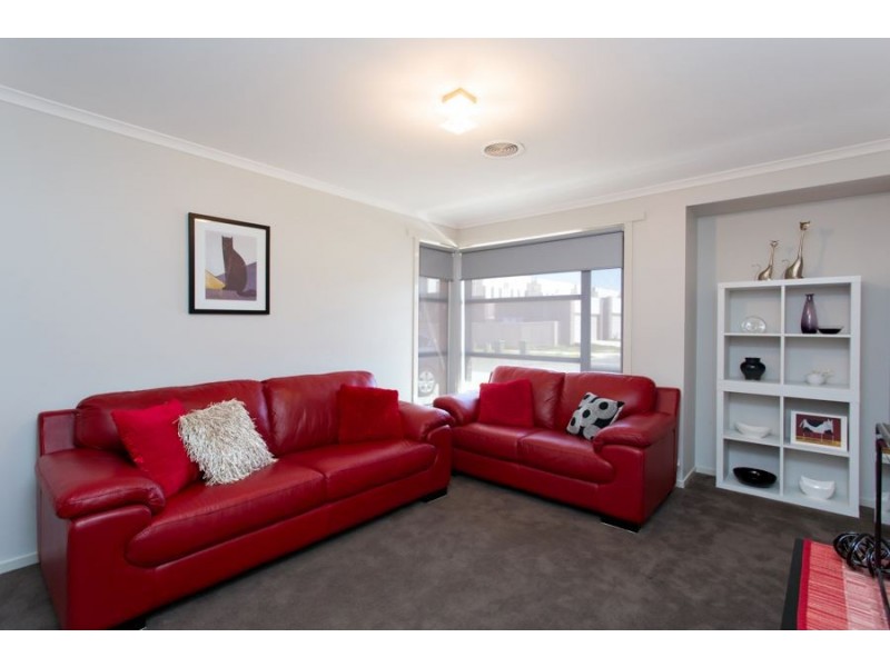 10 Lancaster Street, Alfredton VIC 3350