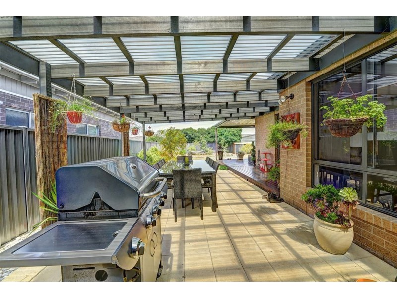 243 Whitelaw Avenue, Delacombe VIC 3356