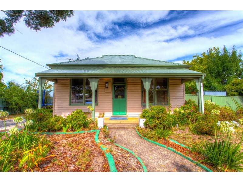 112 Clunes Road, Creswick VIC 3363