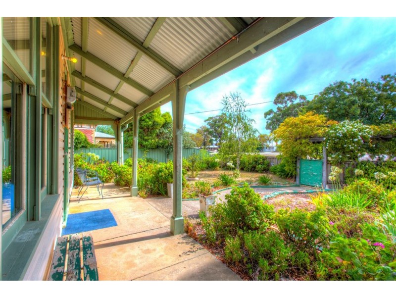 112 Clunes Road, Creswick VIC 3363