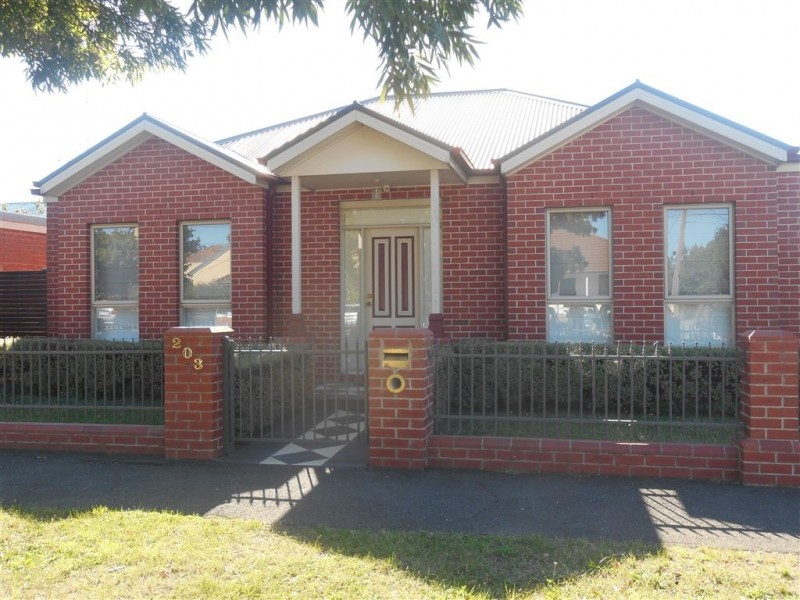 203 Ascot Street South, Ballarat Central VIC 3350