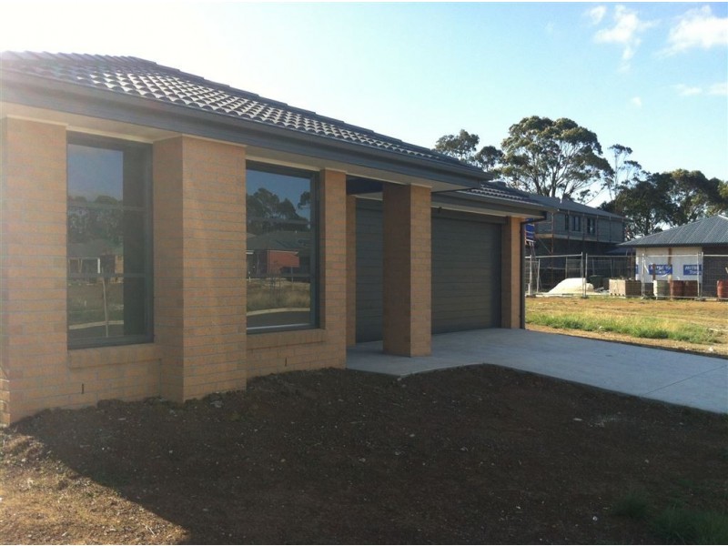 6 Dromana Sreet, Alfredton VIC 3350