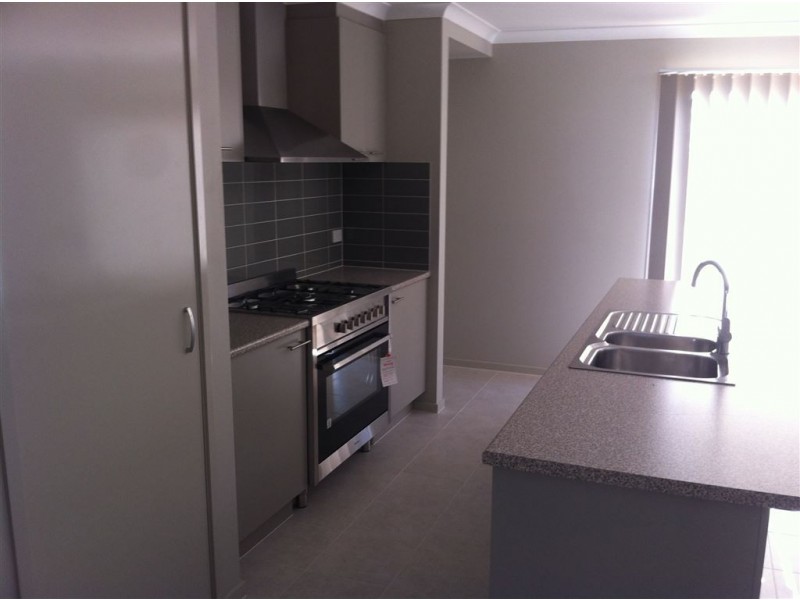 6 Dromana Sreet, Alfredton VIC 3350