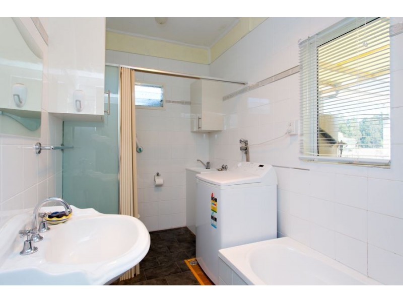 173 Halls Lane, Snake Valley VIC 3351