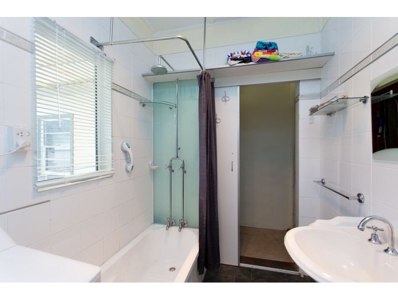 173 Halls Lane, Snake Valley VIC 3351