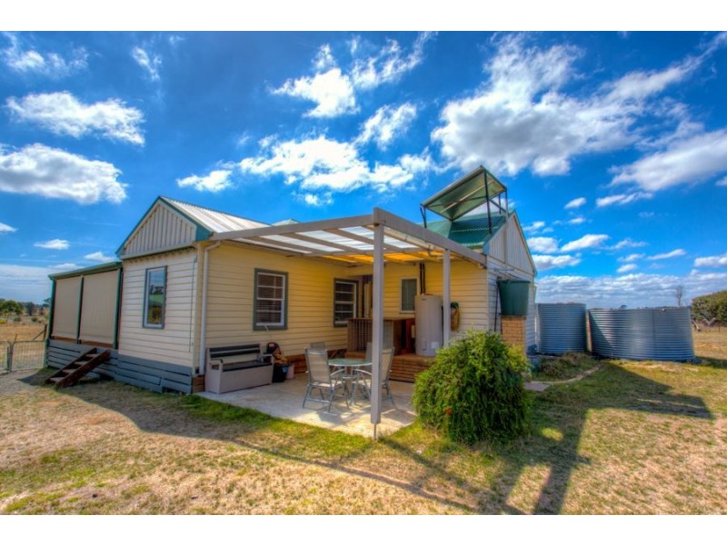 173 Halls Lane, Snake Valley VIC 3351