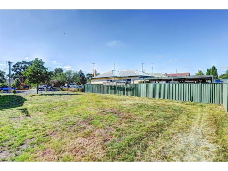 315a Crompton Street, Soldiers Hill VIC 3350