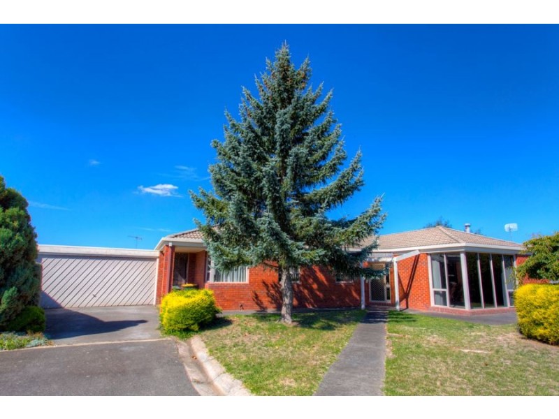 12 Spielberg Court, Wendouree VIC 3355