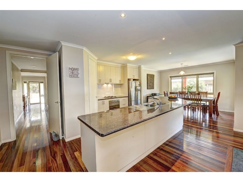 13 – 15 Trezise Lane, Mount Clear VIC 3350