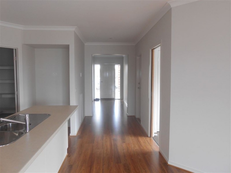 35 Horwood Drive, Canadian VIC 3350