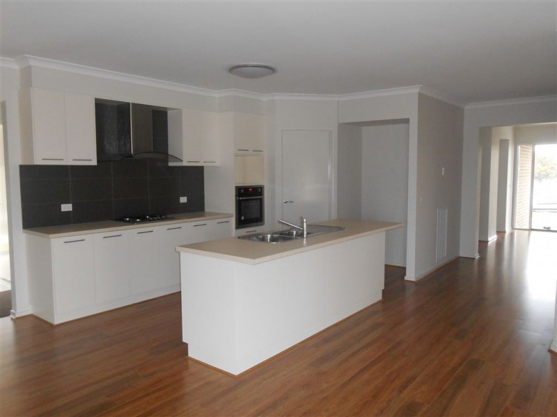 35 Horwood Drive, Canadian VIC 3350