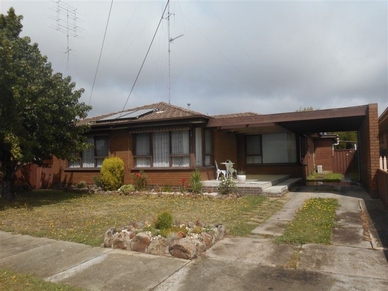 3 Glenda Street, Wendouree VIC 3355