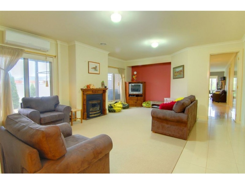 15 Dyson Drive, Alfredton VIC 3350