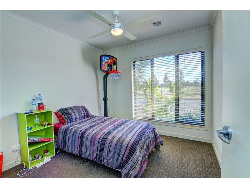 1 Willoby Drive, Alfredton VIC 3350