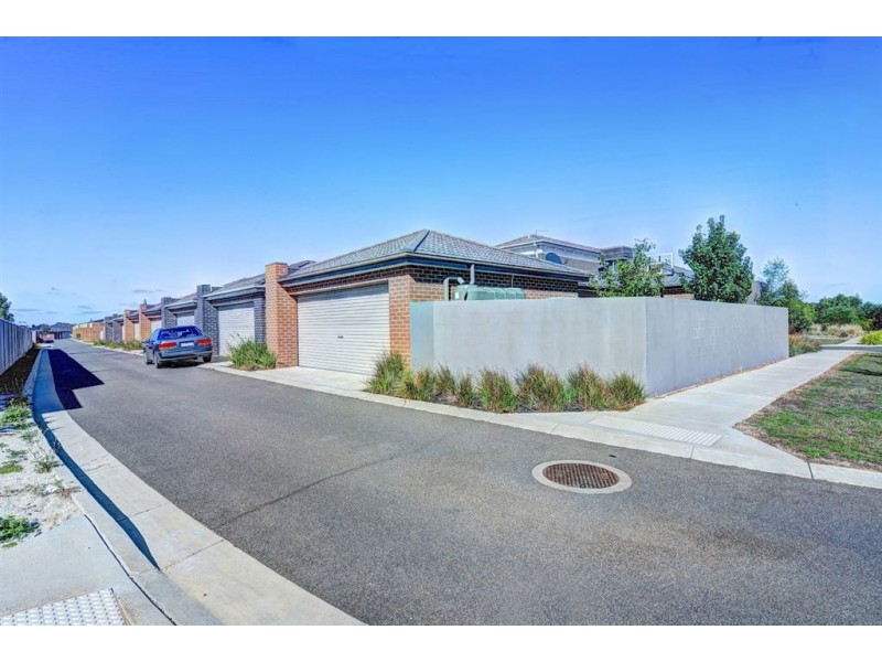 1 Willoby Drive, Alfredton VIC 3350