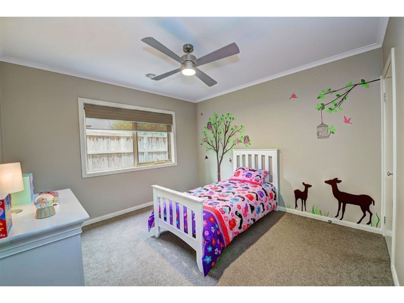 11 Trezise Lane, Mount Clear VIC 3350