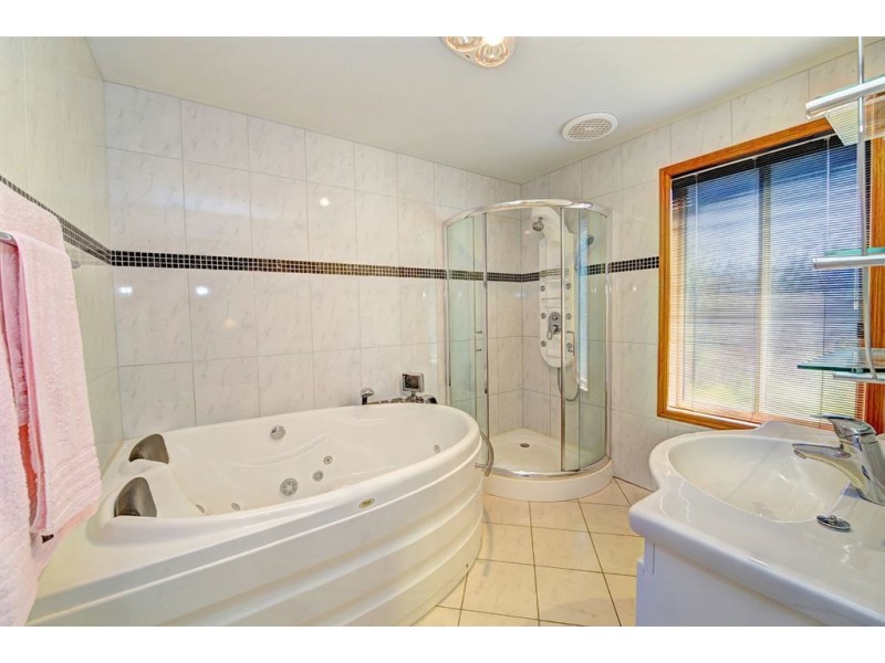 35 Hume Crescent, Alfredton VIC 3350