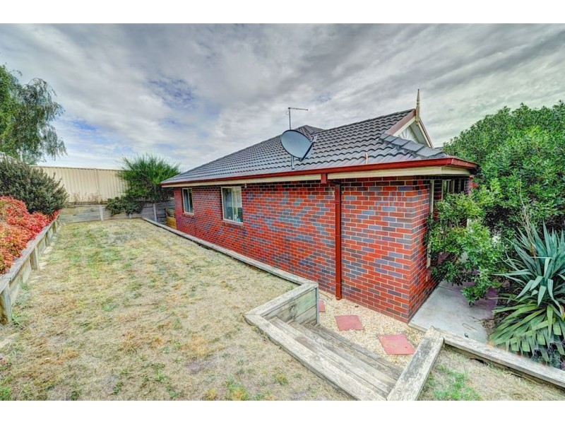 4 Imperial Way, Canadian VIC 3350