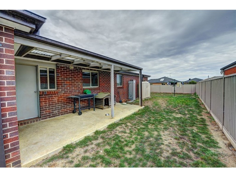 6 Oberon Street, Alfredton VIC 3350