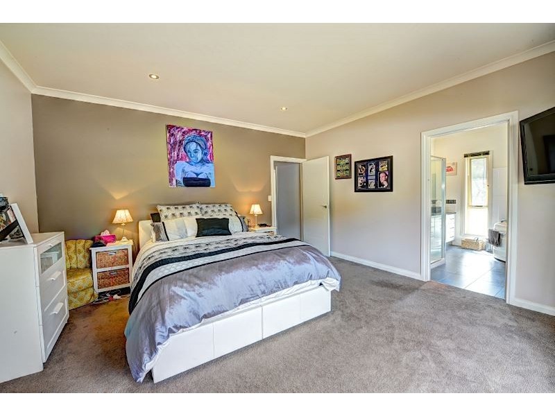 324 Wilsons Road, Haddon VIC 3351