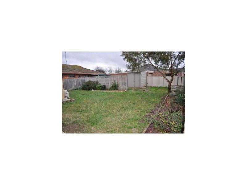1/3 Bala Street, Sebastopol VIC 3356