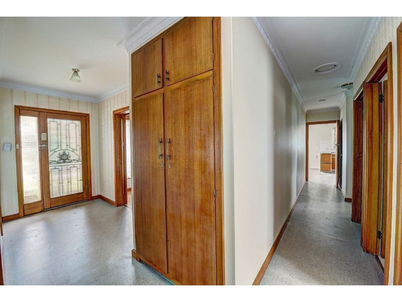 6 Pauls Crescent, Wendouree VIC 3355