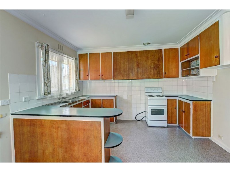 6 Pauls Crescent, Wendouree VIC 3355