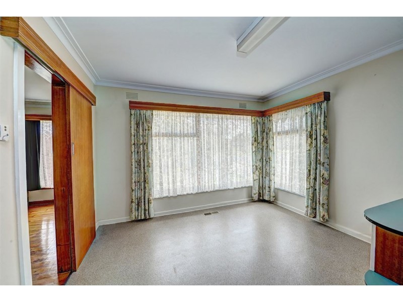 6 Pauls Crescent, Wendouree VIC 3355