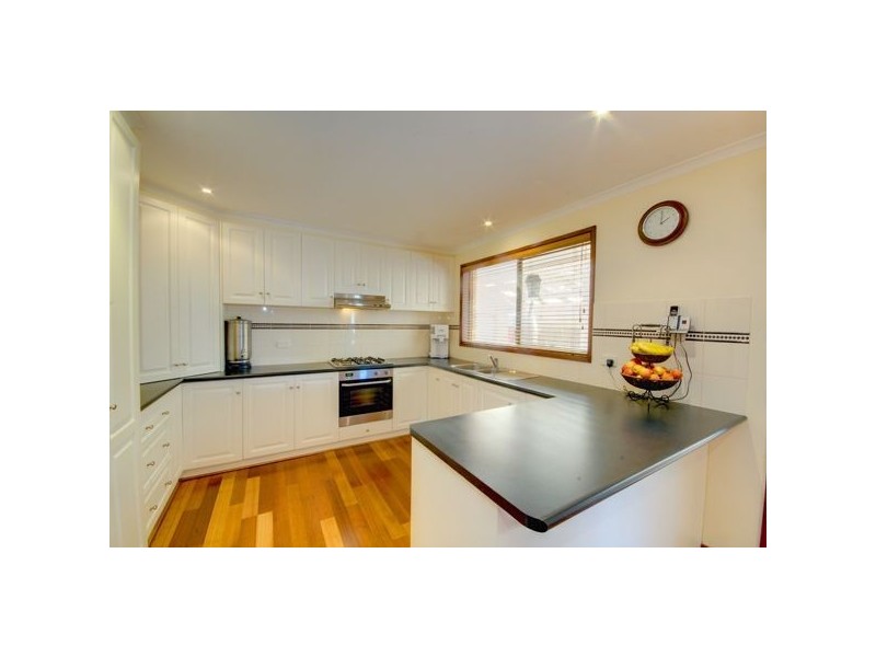 6 Langham Road, Wendouree VIC 3355