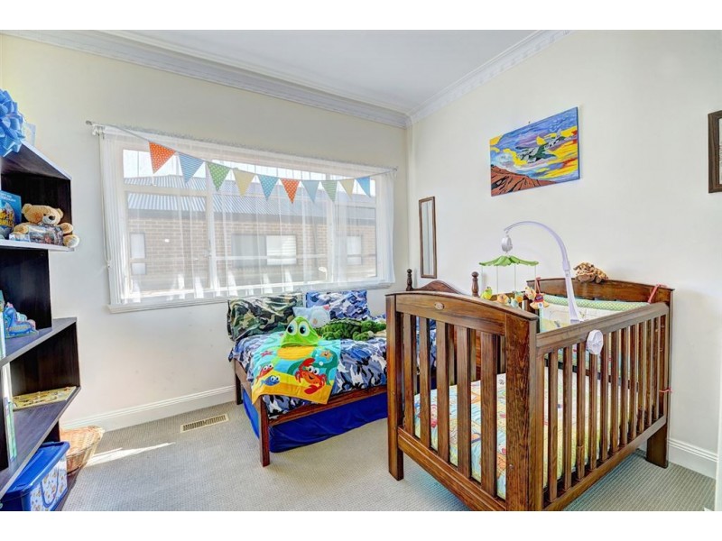 4 Market Street, Miners Rest VIC 3352