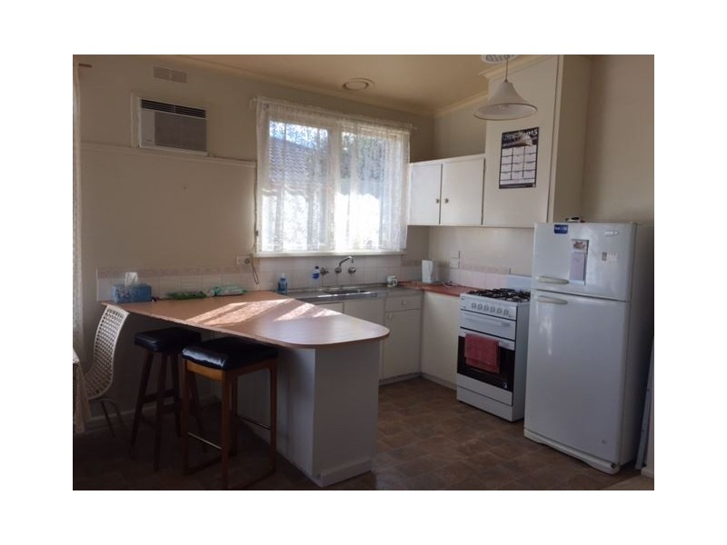 10 Harold Street, Wendouree VIC 3355