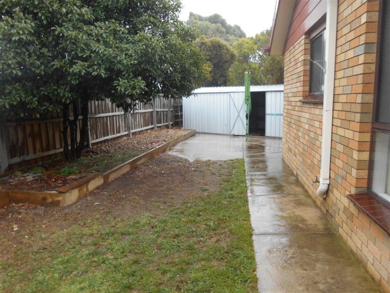 3 Laurine Court, Wendouree VIC 3355