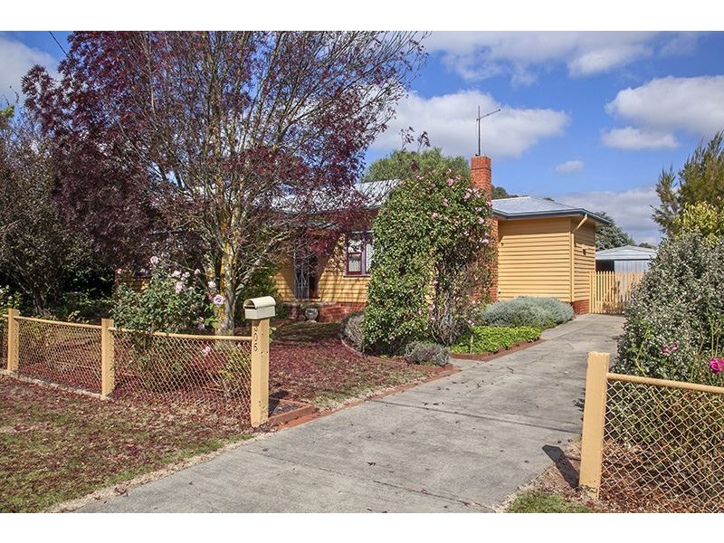 305 Eyre Street, Buninyong VIC 3357