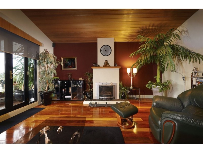 7 Grandview Grove, Wendouree VIC 3355