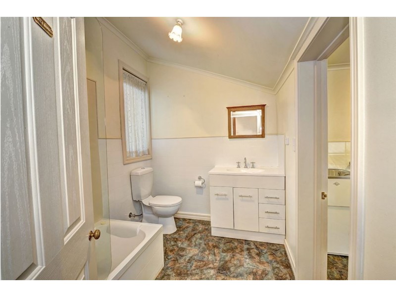 803 Eyre Street, Ballarat Central VIC 3350