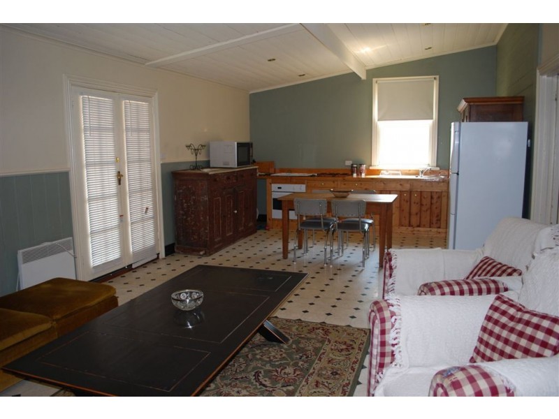 22 Lyons St Sth, Ballarat Central VIC 3350