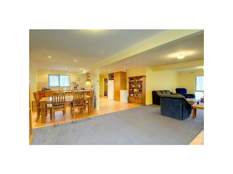 106 Grams Road, Nintingbool VIC 3351