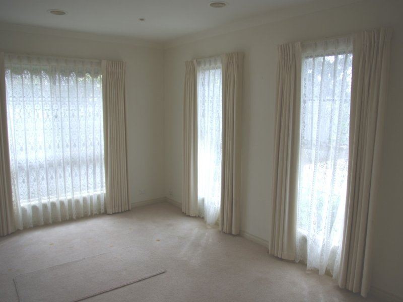 2/4 Learmonth Street, Alfredton VIC 3350