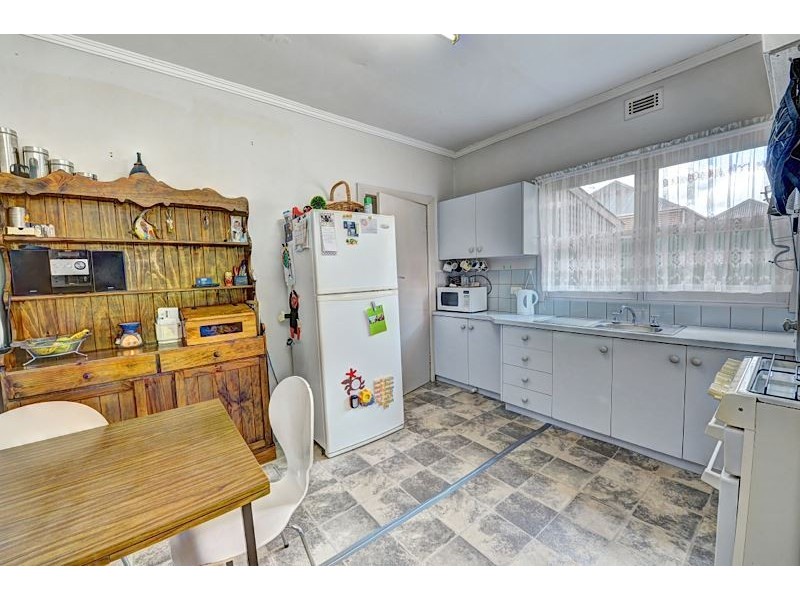 703 Ascot Street South, Redan VIC 3350