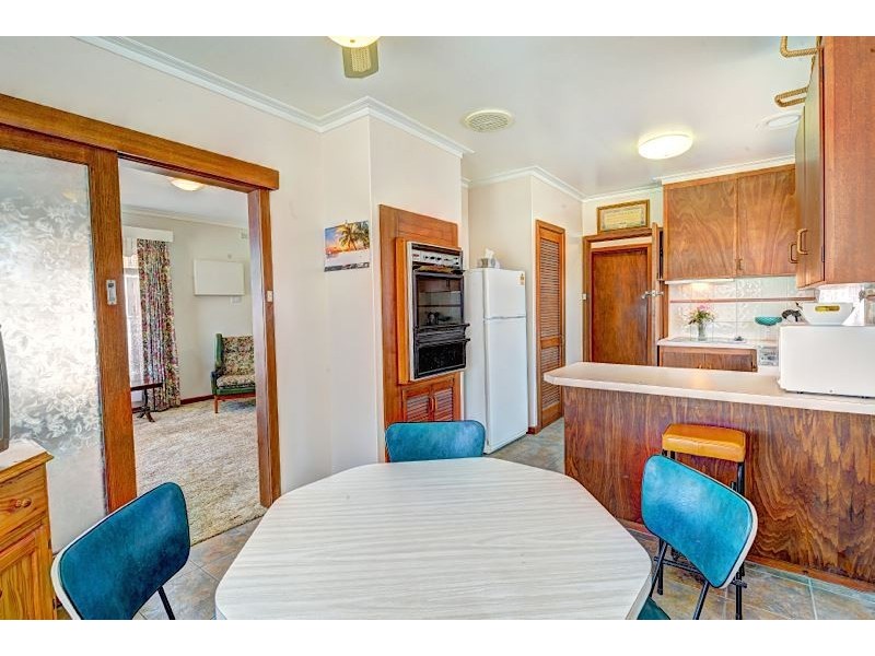 2 Stamford Street, Wendouree VIC 3355