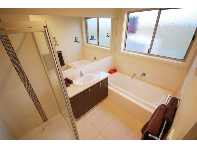 82 Alfredton Drive, Alfredton VIC 3350