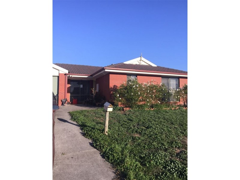 15 Balmoral Drive, Ballarat East VIC 3350