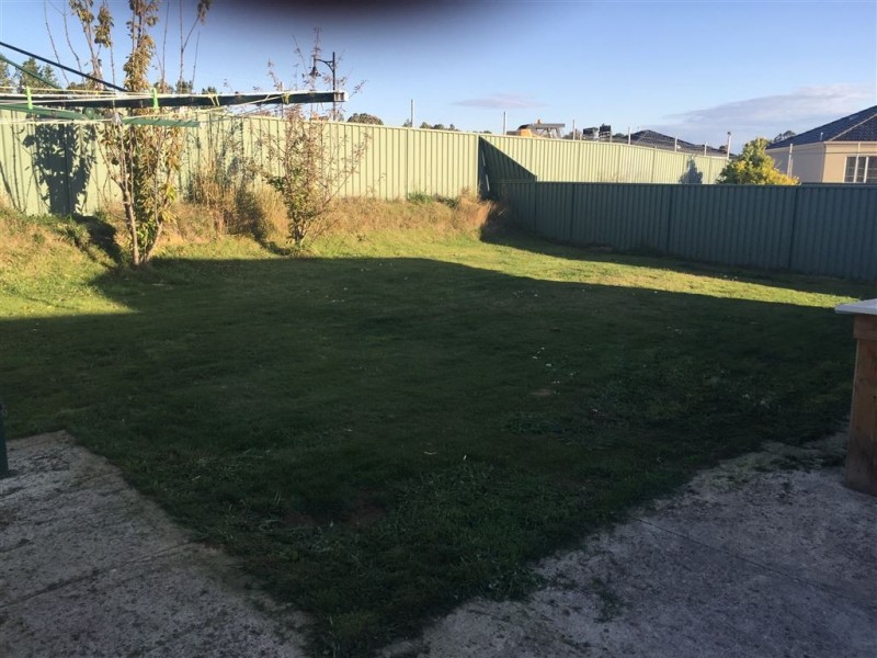 15 Balmoral Drive, Ballarat East VIC 3350