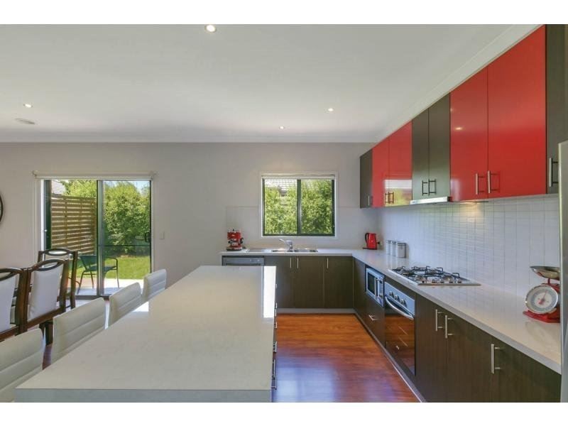 10 Selwyn Street, Miners Rest VIC 3352