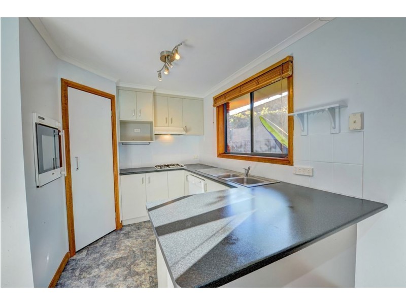 54 Rowan Parade, Wendouree VIC 3355