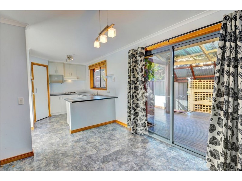 54 Rowan Parade, Wendouree VIC 3355