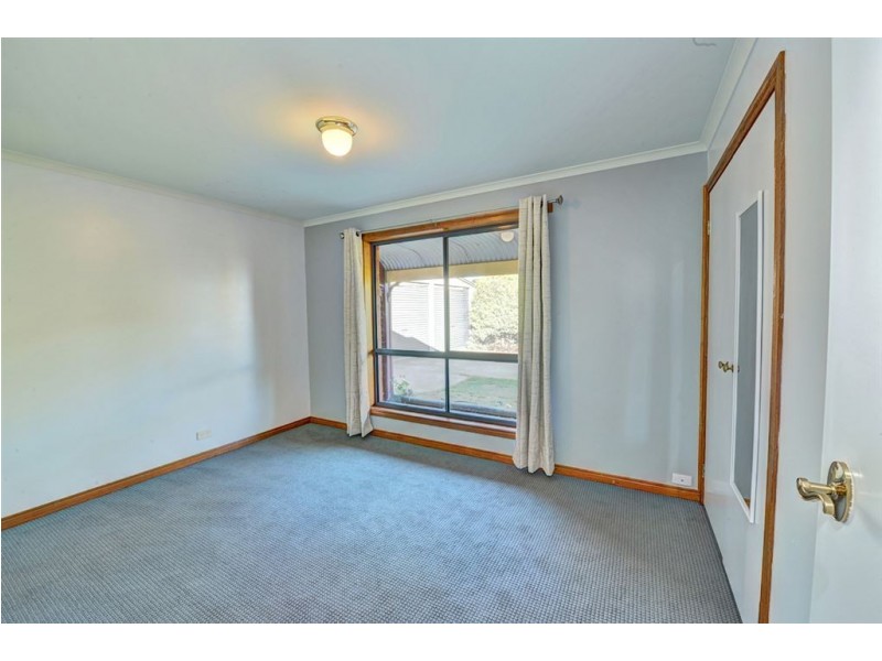 54 Rowan Parade, Wendouree VIC 3355