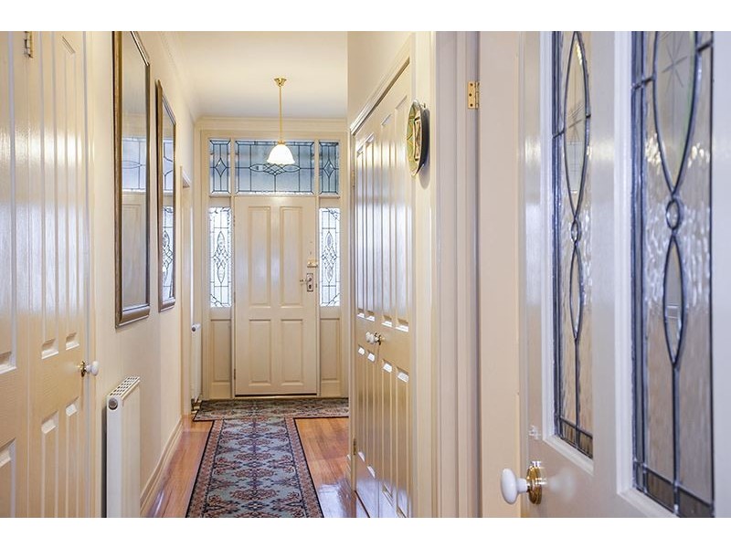 12 Clarendon Street, Soldiers Hill VIC 3350