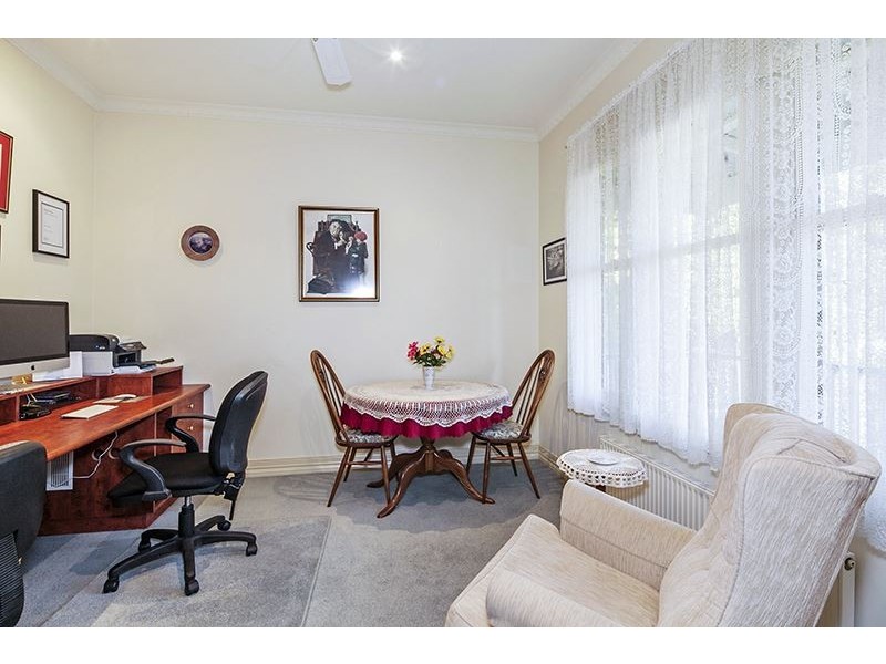 12 Clarendon Street, Soldiers Hill VIC 3350