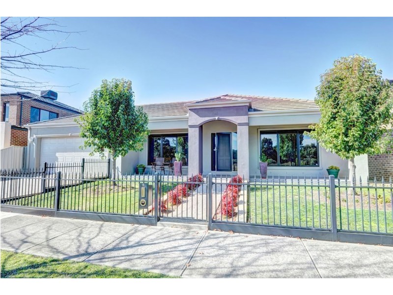 5 Carnaby Way, Canadian VIC 3350